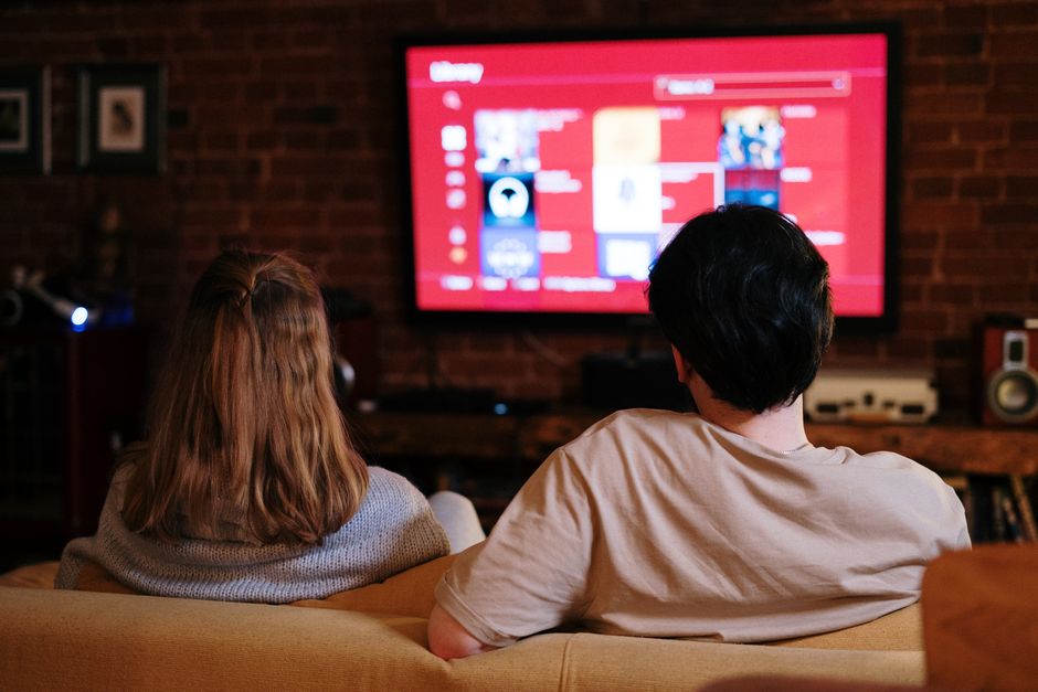 Listy IPTV 2025: Jak Wybrać Najlepszą dla Siebie?